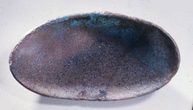  <em>Dish in Form of Seashell</em>, ca. 1390-1292 B.C.E. Glass, 7/8 x 2 5/8 x 4 5/8 in. (2.2 x 6.6 x 11.7 cm). Brooklyn Museum, Charles Edwin Wilbour Fund, 37.599E. Creative Commons-BY (Photo: Brooklyn Museum, CUR.37.599E_view8.jpg)