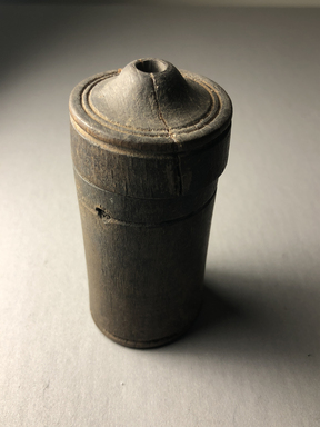  <em>Cylindrical Toilet Box with Separate cover</em>, 30 B.C.E.-395 C.E. Wood, Other (Lid): 7/8 x 1 9/16 in. (2.3 x 4 cm). Brooklyn Museum, Charles Edwin Wilbour Fund, 37.624E. Creative Commons-BY (Photo: , CUR.37.624E_view03.jpg)