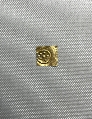  <em>Small Piece of Modern Sheet Gold Giving the Impression of the Die, 37.840E</em>. Sheet gold Brooklyn Museum, Charles Edwin Wilbour Fund, 37.840Ec. Creative Commons-BY (Photo: Brooklyn Museum, CUR.37.840Ec_overall.JPG)