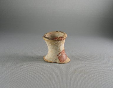 Mycenaean. <em>Jar Fragment</em>, ca. 1425–1300 B.C.E. Clay, pigment, 1 1/8 x 1 1/8 in. (2.9 x 2.9 cm). Brooklyn Museum, Gift of the Egypt Exploration Society, 38.556a. Creative Commons-BY (Photo: Brooklyn Museum, CUR.38.556a_view1.jpg)