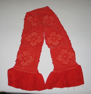  <em>Scarf Used with Obi</em>, 20th century. Crepe, 5 7/8 x 45 1/4 in. (15 x 115 cm). Brooklyn Museum, Museum Collection Fund, 40.153f. Creative Commons-BY (Photo: Brooklyn Museum, CUR.40.153F.jpg)