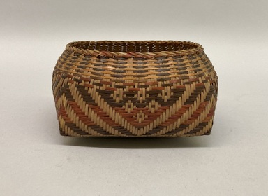 Chitimacha. <em>Basket Bowl</em>, ca. 1900. Cane, 3 × 5 1/2 × 5 1/2 in. (7.6 × 14 × 14 cm). Brooklyn Museum, Gift of Mrs. Edward A. Behr, 41.214. Creative Commons-BY (Photo: Brooklyn Museum, CUR.41.214.jpg)