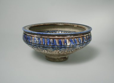  <em>Bowl</em>, 14th century. Pottery, 4 x 8 5/16 in. (10.2 x 21.1 cm). Brooklyn Museum, Gift of Mrs. Horace O. Havemeyer, 42.212.3. Creative Commons-BY (Photo: Brooklyn Museum, CUR.42.212.3_exterior.jpg)