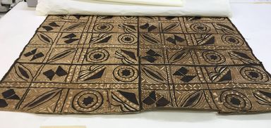 Samoan. <em>Tapa (Siapo)</em>, early 20th century. Barkcloth, pigment, 69 5/16 x 63 3/4 in. (176 x 162 cm). Brooklyn Museum, Gift of Mrs. Lopez, 43.203.7. Creative Commons-BY (Photo: , CUR.43.203.7_overall.jpg)