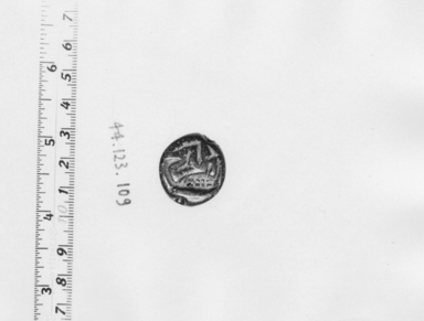  <em>Button Seal</em>. Steatite Brooklyn Museum, Charles Edwin Wilbour Fund, 44.123.109. Creative Commons-BY (Photo: , CUR.44.123.109_NegA_print_bw.jpg)