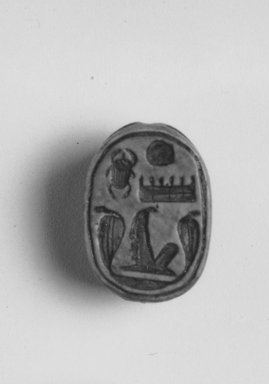  <em>Scarab of Thutmose III</em>. Steatite, glaze, length: (1.5 cm). Brooklyn Museum, Charles Edwin Wilbour Fund, 44.123.115. Creative Commons-BY (Photo: Brooklyn Museum, CUR.44.123.115_neg44.123.115_grpB_print_cropped_bw.jpg)