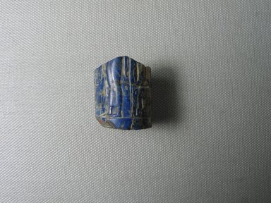  <em>Sistrum Handle Fragment</em>, ca. 945–712 B.C.E. Lapis lazuli, 1 5/16 x 1 1/8 x 1 1/8 in. (3.4 x 2.9 x 2.9 cm). Brooklyn Museum, Charles Edwin Wilbour Fund, 44.123.176. Creative Commons-BY (Photo: Brooklyn Museum, CUR.44.123.176_view1.jpg)