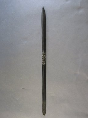  <em>Lime Spatula (Kena)</em>. Wood, lime, 5/8 × 16 11/16 in. (1.6 × 42.4 cm). Brooklyn Museum, Gift of Reba Forbes Morse, 46.120.6. Creative Commons-BY (Photo: Brooklyn Museum, CUR.46.120.6_overall.jpg)