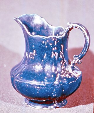 American Pottery Company (1833–ca 1854). <em>Pitcher</em>, 1833–1845. Stoneware, H: 7 3/4 in. (19.7 cm). Brooklyn Museum, Gift of Arthur W. Clement, 49.1.1. Creative Commons-BY (Photo: Brooklyn Museum, CUR.49.1.1.jpg)