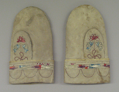 Cree (Metis). <em>Mittens</em>, early 19th century. Buckskin, porcupine quills, bird quills, glass beads,commercial cloth, rawhide, thread, sinew, 10 x 5 3/4 in. (25.4 x 14.6 cm). Brooklyn Museum, Henry L. Batterman Fund and the Frank Sherman Benson Fund, 50.67.13a-b. Creative Commons-BY (Photo: Brooklyn Museum, CUR.50.67.13a-b_view1.jpg)