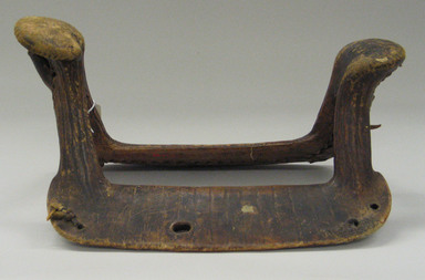 Sioux. <em>Pack Saddle</em>, early 19th century. Elk antler, sinew, 8 1/2 x 9 x 16 1/2 in. (21.6 x 22.9 x 41.9 cm). Brooklyn Museum, Henry L. Batterman Fund and the Frank Sherman Benson Fund, 50.67.62. Creative Commons-BY (Photo: Brooklyn Museum, CUR.50.67.62.jpg)
