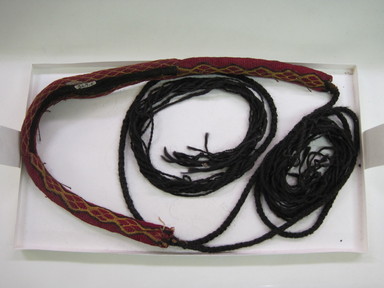 Chimú (early). <em>Tump Line</em>. Wool and hair woven over coils, 1 3/4 × 1/2 × 86 5/8 in. (4.5 × 1.3 × 220 cm). Brooklyn Museum, Gift of Richard Eisenmann, 52.9.5. Creative Commons-BY (Photo: Brooklyn Museum, CUR.52.9.5-view01.jpg)