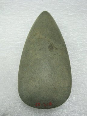 Taino. <em>Celt</em>. Green stone, 2 9/16 x 6 5/16 in. (6.5 x 16 cm). Brooklyn Museum, Gift of Venerable John Hardenbrook Townsend, 53.215. Creative Commons-BY (Photo: Brooklyn Museum, CUR.53.215_top.jpg)
