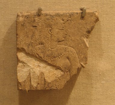  <em>Relief of a Queen or Goddess</em>, ca. 664-610 B.C.E. Limestone, 3 3/8 x 3 7/16 x 11/16 in. (8.5 x 8.8 x 1.7 cm). Brooklyn Museum, Charles Edwin Wilbour Fund, 53.80. Creative Commons-BY (Photo: Brooklyn Museum, CUR.53.80_wwg8.jpg)