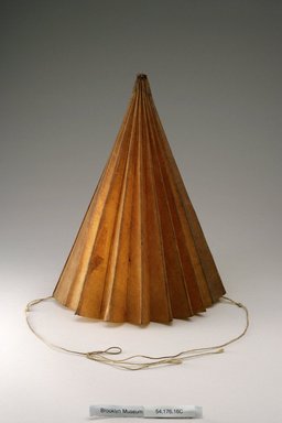  <em>Three-piece Hat</em>, late 19th century. Horsehair, lacquered paper, Brimless cap: 5 1/2 × 6 5/16 × 6 1/2 in. (14 × 16 × 16.5 cm). Brooklyn Museum, Gift of Mrs. Frank L. Babbott, 54.176.16a-c. Creative Commons-BY (Photo: Brooklyn Museum (in collaboration with National Research Institute of Cultural Heritage, Daejon, Korea), CUR.54.176.16c_Heon-Kang_photo_NRICH.jpg)