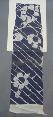 <em>Textile Fragment</em>, first half of 20th century. Printed cotton, 6 3/4 x 23 in. (17.1 x 58.4 cm). Brooklyn Museum, Gift of Adelaide Goan, 55.96.127.19 (Photo: Brooklyn Museum, CUR.55.96.127.19.jpg)