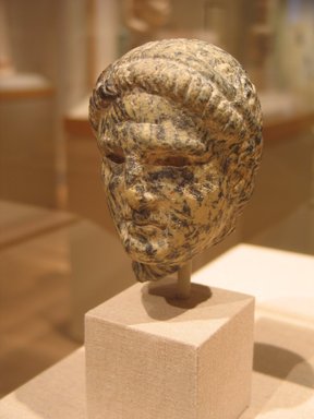  <em>Royal Bust</em>, 305-30 B.C.E. Steatite, 3 9/16 in. (9 cm). Brooklyn Museum, Charles Edwin Wilbour Fund, 60.180. Creative Commons-BY (Photo: Brooklyn Museum, CUR.60.180_wwg8.jpg)