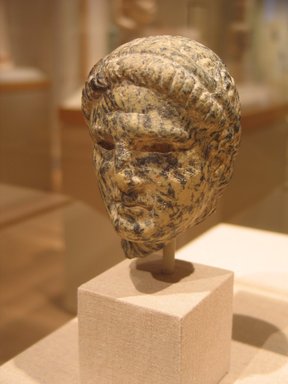  <em>Royal Bust</em>, 305–30 B.C.E. Steatite, 3 9/16 in. (9 cm). Brooklyn Museum, Charles Edwin Wilbour Fund, 60.180. Creative Commons-BY (Photo: Brooklyn Museum, CUR.60.180_wwg8.jpg)