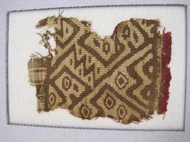  <em>Textile Fragment, undetermined, Border</em>, 1000–1400. Cotton, camelid fiber, 4 9/16 × 3 1/2 in. (11.6 × 8.9 cm). Brooklyn Museum, Gift of Adelaide Goan, 64.114.181 (Photo: , CUR.64.114.181_view01.jpg)