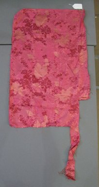 Onondaga Silk Company, Inc. (1925–1981). <em>Textile Swatches</em>, 1948–1959. Silk, 45 x 20 in. (114.3 x 50.8 cm). Brooklyn Museum, Gift of the Onondaga Silk Company, 64.130.301 (Photo: Brooklyn Museum, CUR.64.130.301.jpg)
