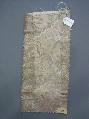 Onondaga Silk Company, Inc. (1925–1981). <em>Textile Swatches</em>, 1948–1959. Silk, 10 x 4 3/4 in. (25.4 x 12.1 cm). Brooklyn Museum, Gift of the Onondaga Silk Company, 64.130.306 (Photo: Brooklyn Museum, CUR.64.130.306.jpg)
