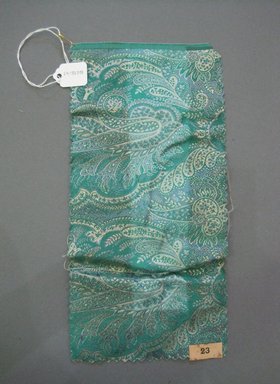 Onondaga Silk Company, Inc. (1925-1981). <em>Textile Swatches</em>, 1948-1959. Silk, 10 x 4 3/4 in. (25.4 x 12.1 cm). Brooklyn Museum, Gift of the Onondaga Silk Company, 64.130.308 (Photo: Brooklyn Museum, CUR.64.130.308.jpg)