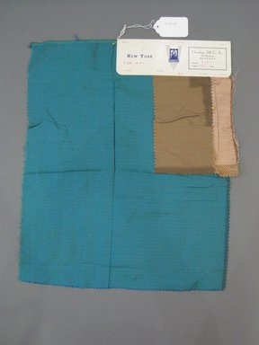 Onondaga Silk Company, Inc. (1925–1981). <em>Textile Swatches</em>, 1948–1959. Silk, 19 1/4 x 16 in. (48.9 x 40.6 cm). Brooklyn Museum, Gift of the Onondaga Silk Company, 64.130.366 (Photo: Brooklyn Museum, CUR.64.130.366.jpg)