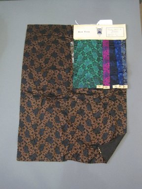 Onondaga Silk Company, Inc. (1925–1981). <em>Textile Swatches</em>, 1948–1959. Silk, 23 x 17 in. (58.4 x 43.2 cm). Brooklyn Museum, Gift of the Onondaga Silk Company, 64.130.493 (Photo: Brooklyn Museum, CUR.64.130.493.jpg)