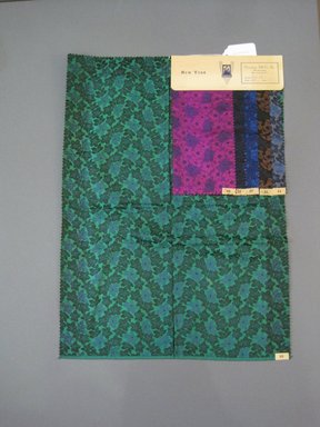Onondaga Silk Company, Inc. (1925–1981). <em>Textile Swatches</em>, 1948–1959. Silk, 23 3/4 x 17 in. (60.3 x 43.2 cm). Brooklyn Museum, Gift of the Onondaga Silk Company, 64.130.529 (Photo: Brooklyn Museum, CUR.64.130.529.jpg)