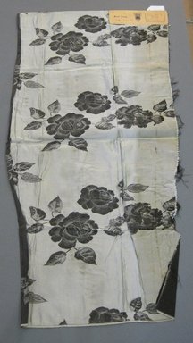 Onondaga Silk Company, Inc. (1925-1981). <em>Textile Swatches</em>, 1948-1959. 64% acetate, 36% silk, 45 1/4 x 22 1/4 in. (114.9 x 56.5 cm). Brooklyn Museum, Gift of the Onondaga Silk Company, 64.130.578 (Photo: Brooklyn Museum, CUR.64.130.578.jpg)