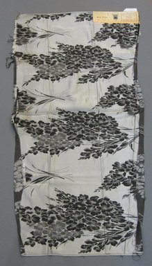 Onondaga Silk Company, Inc. (1925–1981). <em>Textile Swatches</em>, 1948–1959. 64% acetate, 36% silk, 45 1/2 x 22 1/4 in. (115.6 x 56.5 cm). Brooklyn Museum, Gift of the Onondaga Silk Company, 64.130.579 (Photo: Brooklyn Museum, CUR.64.130.579.jpg)