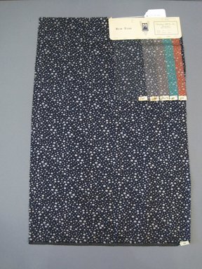 Onondaga Silk Company, Inc. (1925–1981). <em>Textile Swatches</em>, 1948–1959. 52% wool, 48% silk, 27 x 18 in. (68.6 x 45.7 cm). Brooklyn Museum, Gift of the Onondaga Silk Company, 64.130.693 (Photo: Brooklyn Museum, CUR.64.130.693.jpg)