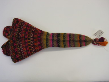 Quechua. <em>Hat</em>. Camelid fiber, wool?, 9 1/4 × 21 7/16 in. (23.5 × 54.5 cm). Brooklyn Museum, Gift of Dr. Werner Muensterberger, 64.210.9. Creative Commons-BY (Photo: , CUR.64.210.9.jpg)