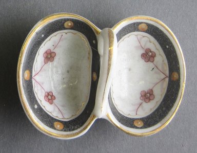  <em>Child's Double Relish Bowl</em>, ca. 1880. Porcelain, 2 1/2 in. (6.4 cm). Brooklyn Museum, Gift of Amelia Beard Hollenback, 66.25.25. Creative Commons-BY (Photo: Brooklyn Museum, CUR.66.25.25.jpg)
