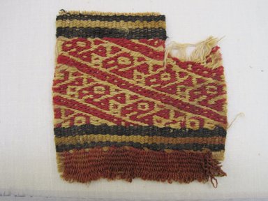 Lurin. <em>Textile Fragment, undetermined</em>, 1000-1532. Cotton, camelid fiber, 2 3/4 x 2 3/4in. (7 x 7cm). Brooklyn Museum, Gift of Adelaide Goan, 67.159.6. Creative Commons-BY (Photo: , CUR.67.159.6_view01.jpg)