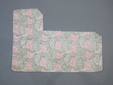  <em>Textile Swatch</em>, 1950s to 1960s. Silk, 22 x 16 in. (55.9 x 40.6 cm). Brooklyn Museum, Gift of Mrs. Robert G. Olmsted and Constable MacCracken, 69.149.81.70 (Photo: Brooklyn Museum, CUR.69.149.81.70.jpg)