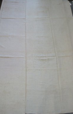 American. <em>Sheet</em>, early 19th century. Linen, 69 1/4 x 89 1/4 in. (175.9 x 226.7 cm). Brooklyn Museum, Gift of Theodora Briggs, 70.163.11. Creative Commons-BY (Photo: Brooklyn Museum, CUR.70.163.11.jpg)