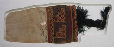 Ica. <em>Poncho</em>, 1400-1700. Cotton, camelid fiber, 24 1/2 × 8 7/8 in. (62.2 × 22.5 cm). Brooklyn Museum, Gift of Ernest Erickson, 70.177.46. Creative Commons-BY (Photo: , CUR.70.177.46.jpg)