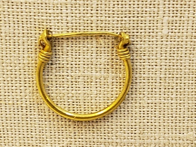 Greek. <em>Hoop Ring</em>, late 4th century B.C.E. Gold, 11/16 x 11/16 in. (1.8 x 1.8 cm). Brooklyn Museum, Gift of Mr. and Mrs. Thomas S. Brush, 71.79.18. Creative Commons-BY (Photo: Brooklyn Museum, CUR.71.79.18_overall.jpg)