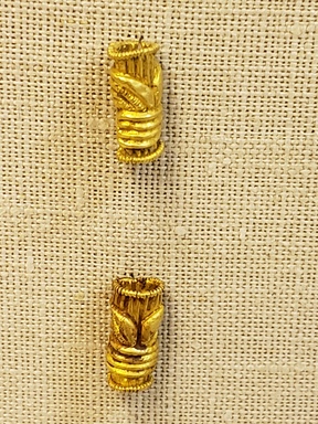 Greek. <em>Spacer Bead</em>, late 4th century B.C.E. Gold, 3/16 x 1/2 in. (0.5 x 1.3 cm). Brooklyn Museum, Gift of Mr. and Mrs. Thomas S. Brush, 71.79.23. Creative Commons-BY (Photo: Brooklyn Museum, CUR.71.79.22-.23_overall.jpg)