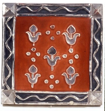 American Encaustic Tile Company Ltd. (1875–1935). <em>Square Tile</em>, ca. 1928. Earthenware, 4 7/16 x 4 7/16 x 5/8 in. (11.3 x 11.3 x 1.6 cm). Brooklyn Museum, H. Randolph Lever Fund, 72.40.13. Creative Commons-BY (Photo: Brooklyn Museum, CUR.72.40.13_view1.jpg)