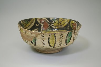  <em>Bowl</em>. Ceramic, Foot: 1/4 x 3 7/8 in. (0.6 x 9.8 cm). Brooklyn Museum, Gift of The Roebling Society, 73.30.4. Creative Commons-BY (Photo: Brooklyn Museum, CUR.73.30.4_exterior.jpg)