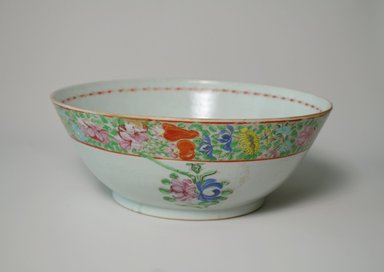  <em>Bowl</em>, 19th century. Decorated ceramic, 4 5/16 x 11 5/16 in. (11 x 28.8 cm). Brooklyn Museum, Gift of Mr. and Mrs. Charles K. Wilkinson, 74.102.6. Creative Commons-BY (Photo: Brooklyn Museum, CUR.74.102.6_exterior1.jpg)