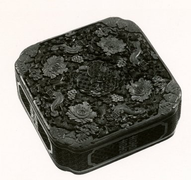  <em>Box</em>, 1736-1795. Carved cinnabar lacquer, 2 1/8 x 6 1/2". Brooklyn Museum, Gift of Dr. Andrew Cole, 79.252.4. Creative Commons-BY (Photo: Brooklyn Museum, CUR.79.252.4_bw.jpg)