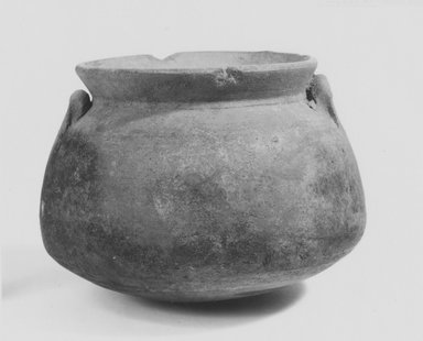  <em>Vessel</em>, 305-30 B.C.E. Clay, 3 1/8 x 4 1/4 in. (7.9 x 10.8 cm). Brooklyn Museum, Gift of the Egyptian Antiquities Organization, 80.7.23. Creative Commons-BY (Photo: Brooklyn Museum, CUR.80.7.23_NegA_print_bw.jpg)