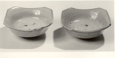  <em>Small Akahada Ware Side Dish</em>, 19th century. Gray stoneware, 1 3/8 x 3 3/8 in. (3.5 x 8.6 cm). Brooklyn Museum, Gift of Dr. and Mrs. Malcolm Idelson, 84.190.3. Creative Commons-BY (Photo: , CUR.84.190.3_84.190.4_bw.jpg)