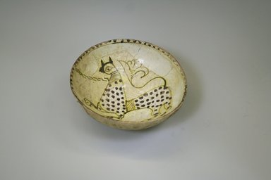  <em>Bowl</em>, 10th century. Ceramic, transparent colorless glaze, yellow-staining black slipwhite engobe, buff earthenware body, 3 3/8 x 8 7/16 in. (8.5 x 21.5 cm). Brooklyn Museum, Gift of the Ernest Erickson Foundation, Inc., 86.227.85. Creative Commons-BY (Photo: Brooklyn Museum, CUR.86.227.85_interior.jpg)