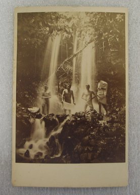  <em>View of Japan</em>, late 19th–early 20th century. Albumen silver photograph mounted on cardboard, with mounting: 6 7/16 x 4 1/8 in. (16.3 x 10.5 cm). Brooklyn Museum, Gift of Matthew Dontzin, 86.256.57 (Photo: Brooklyn Museum, CUR.86.256.57.jpg)