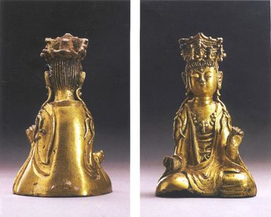  <em>Figure of Seated Bodhisattva Gwaneum (Avalokiteshvara)</em>, 12th-13th century. Gilt bronze, height: 4 1/2 in. (11.4 cm). Lent by the Carroll Family Collection, L2021.3.12 (Photo: , CUR.L2021.3.12.jpg)