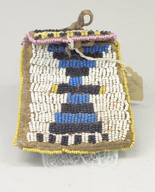 Plains. <em>Pouch</em>, late 19th century. Beads, leather, sinew, porcupine quills, 3 x 3 5/8 in. (7.6 x 9.2 cm). Brooklyn Museum, Brooklyn Museum Collection, X1126.24. Creative Commons-BY (Photo: Brooklyn Museum, CUR.X1126.24.jpg)